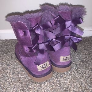 Ugg’s with bows
